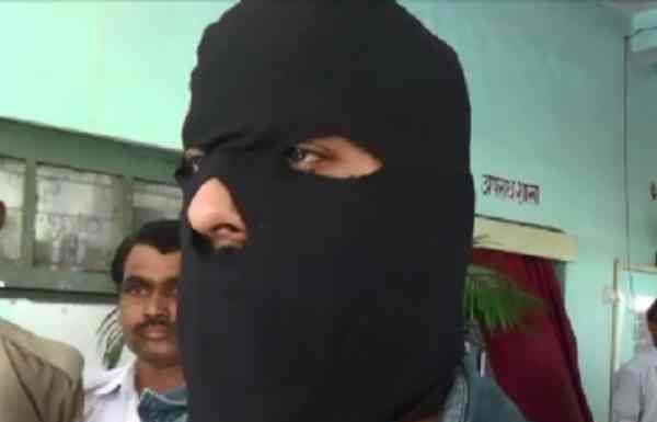 “सिर्फ मेरा नाम Google करो” सीरियल किलर ने एस पी से कहा