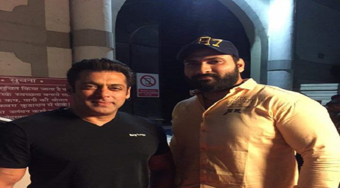 सूरत के तड़ीपार बदमाश वसीम बिल्ला का बोलीवुड कनेक्शन !