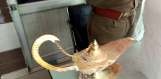 मेरठ में मिला अलादीन का चिराग़ ! Docror found Aladdin’s Lamp aladdin-ka-chirag